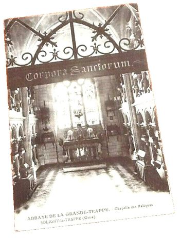 Carte postale ancienne Soligny-La-Trappe (Orne) Abbaye de la Grande-Trappe Chapelle des Reliques