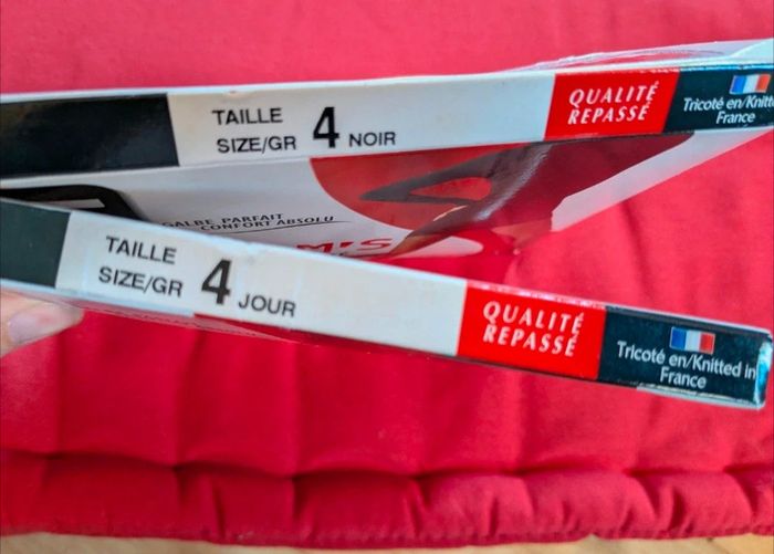Lot de 2 paires de collants DIM taille 4 - photo numéro 2