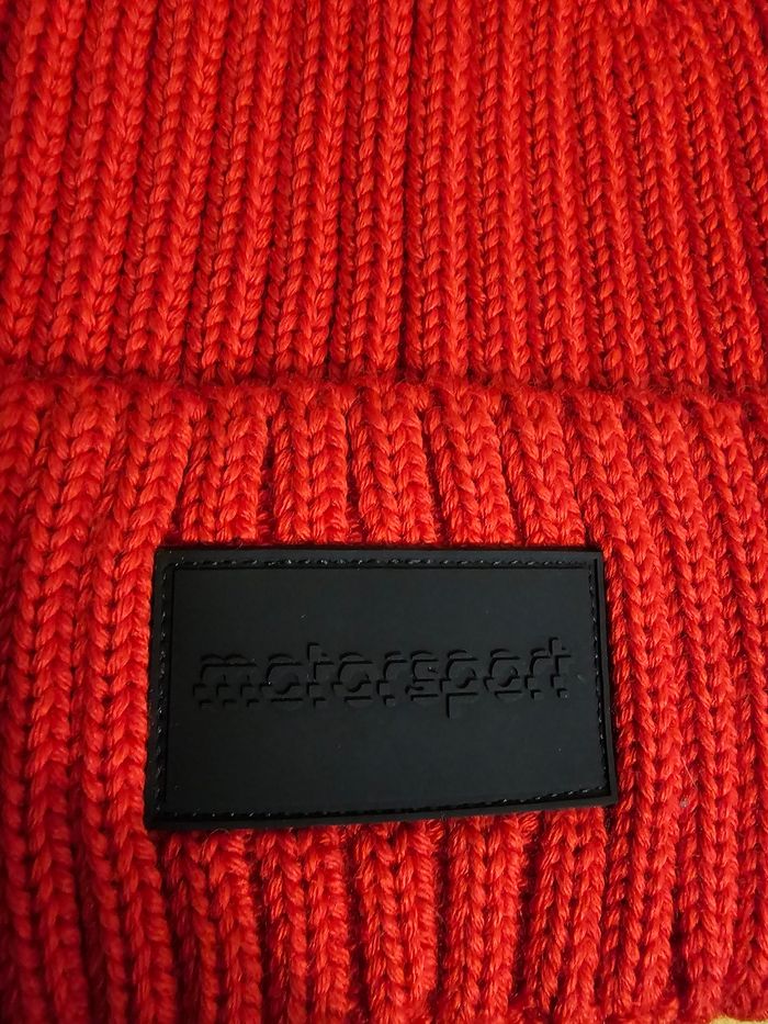 Bonnet rouge neuf taille unique - photo numéro 2