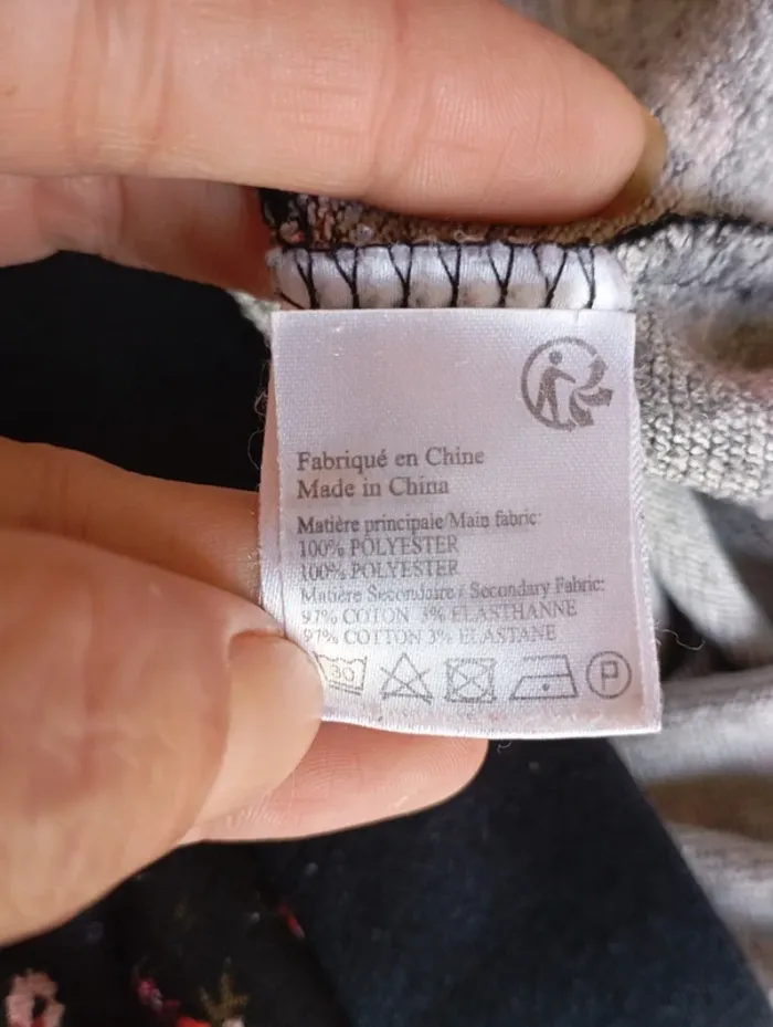 Sweat à fleurs "Amoureuse de mon sweat" Gemo taille s - photo numéro 5