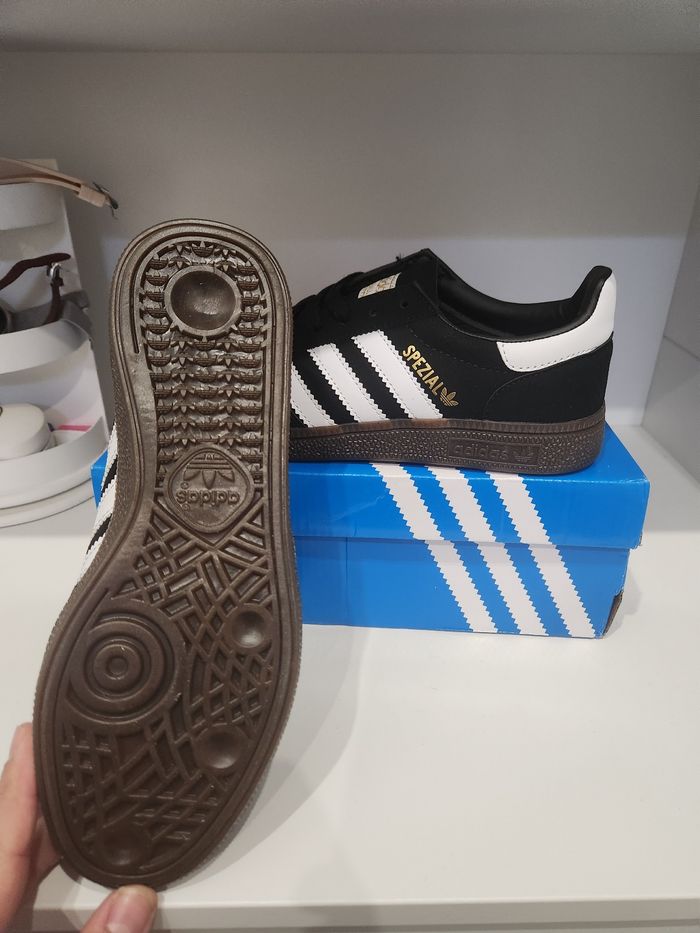 Adidas spezial - photo numéro 3