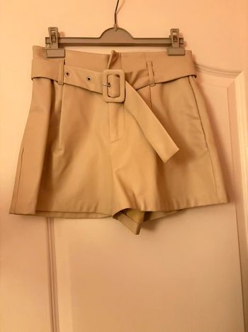 Short simili cuir