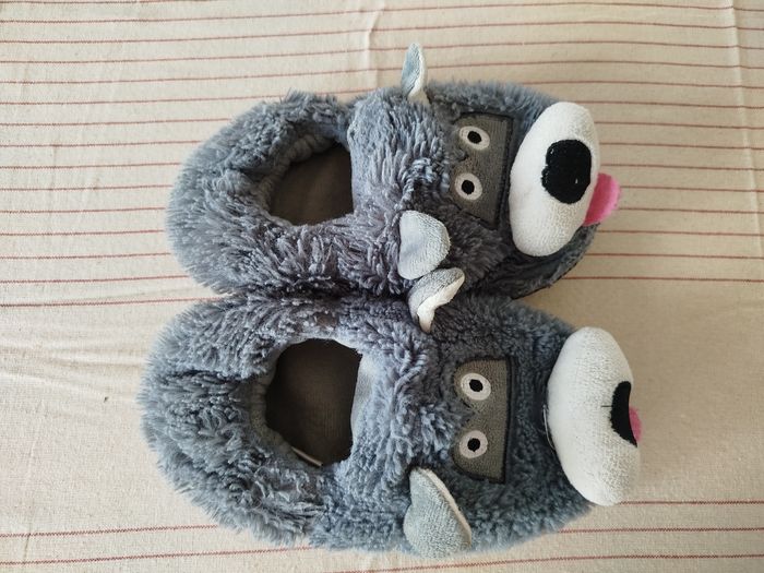Chaussons ou pantoufles pointure 26-27 - photo numéro 6