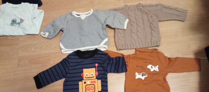 Lot de 36 articles  garçon  6  mois - photo numéro 7