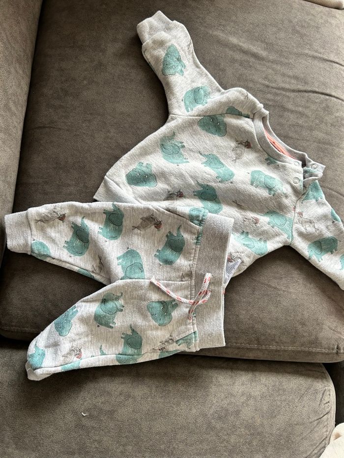 Ensemble jogging  3-6 mois