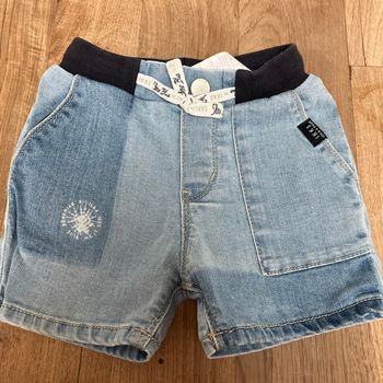 Short IKKS  18 mois