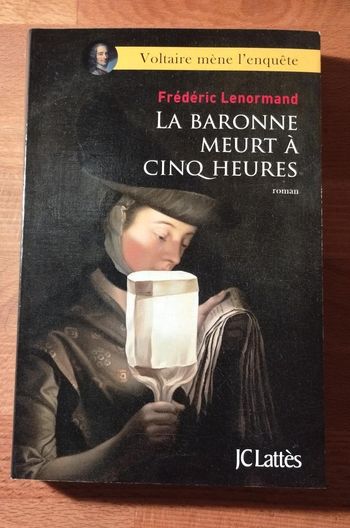Livre La baronne meurt à cinq heures - Frédéric Lenormand