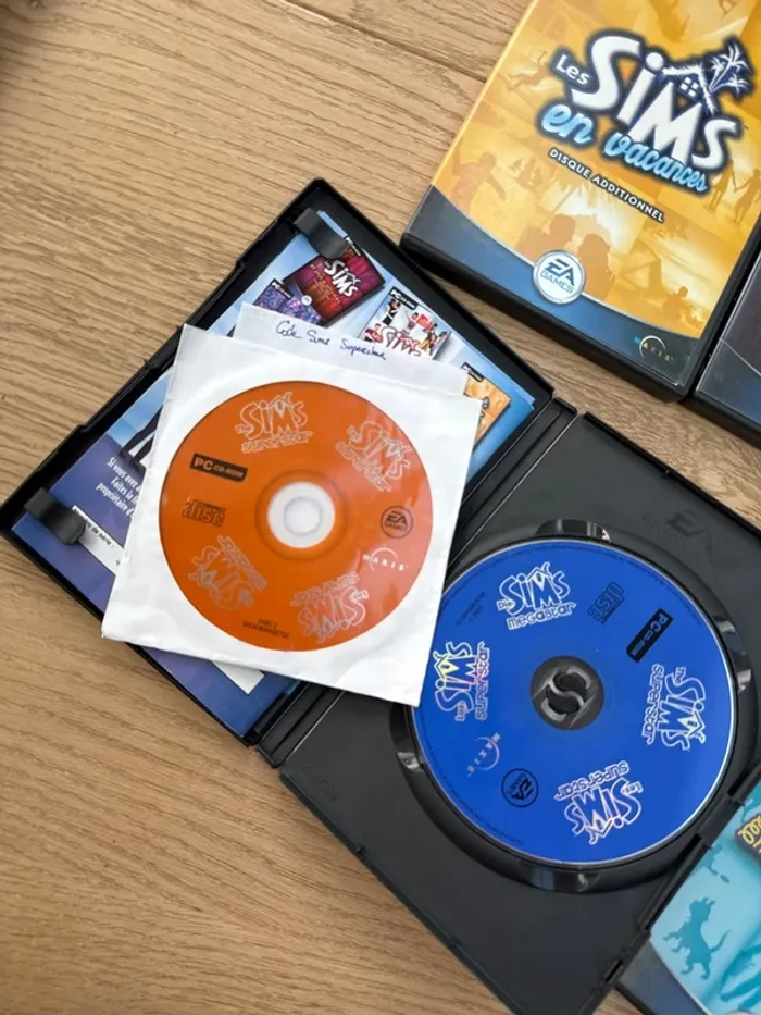 Jeux PC - The Sims disques additionnels - photo numéro 2