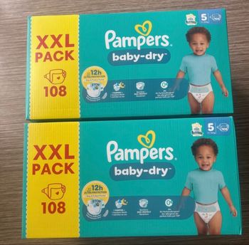 Couches Pampers 2 cartons