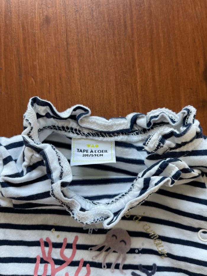 Pyjama Tape à l’Oeil taille 3 mois excellent état. - photo numéro 3