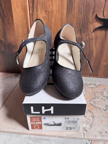 Chaussures pailletée pointure 31 fille