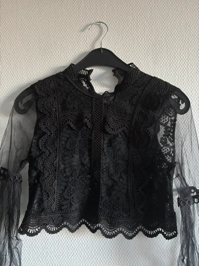 Blouse dentelle - photo numéro 2