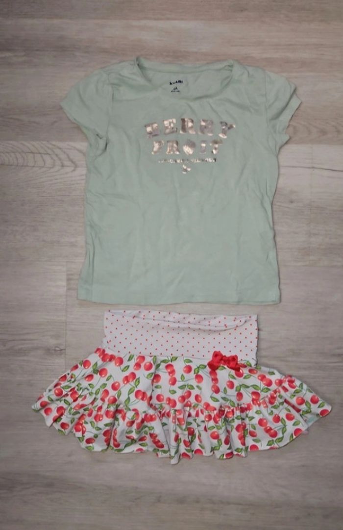 Ensemble jupe cerise + tee-shirt 4 ans