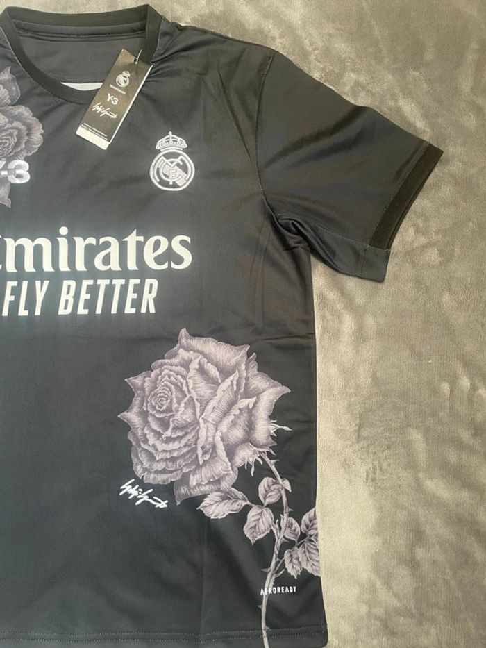Maillot concept foot Real Madrid noir édition Roses taille M - photo numéro 3