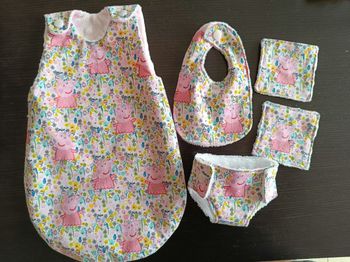 Lot pour poupée corolle 30cm motif Peppa pig 