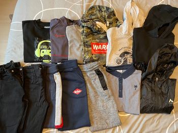 Lot de vêtements 10ans