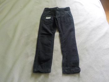 Pantalon, T . 8 ans