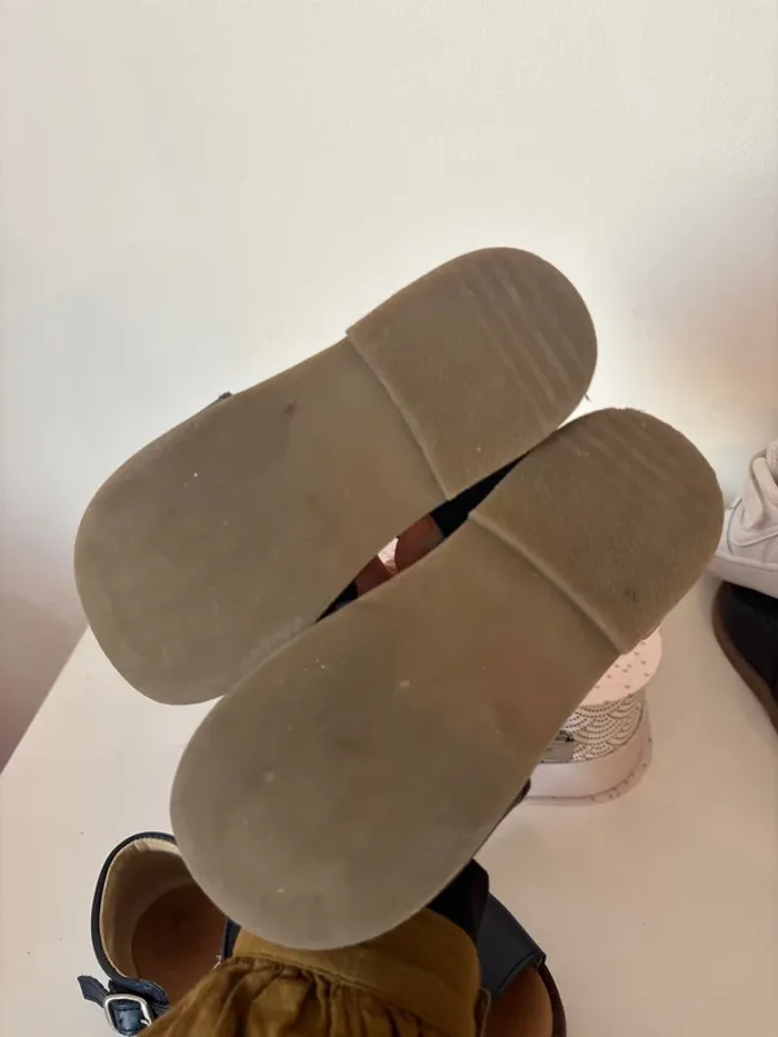 Sandalettes taille 26 - photo numéro 4
