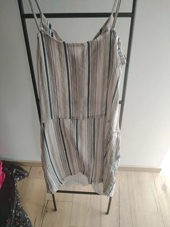 Robe kiabi taille 44 - photo numéro 4