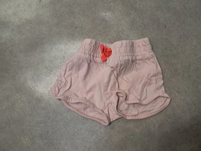 short fille 2 ans 24 mois