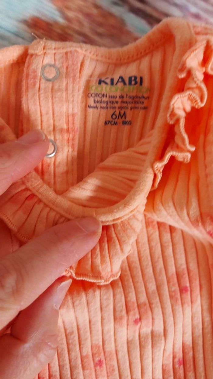 Ensemble fille 6 mois t shirt et short kiabi - photo numéro 2