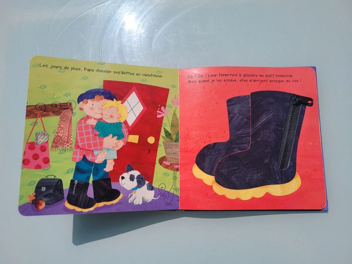 Livre à toucher 👟 J'ai trouvé chaussure à mon pied! 🥾 - photo numéro 5