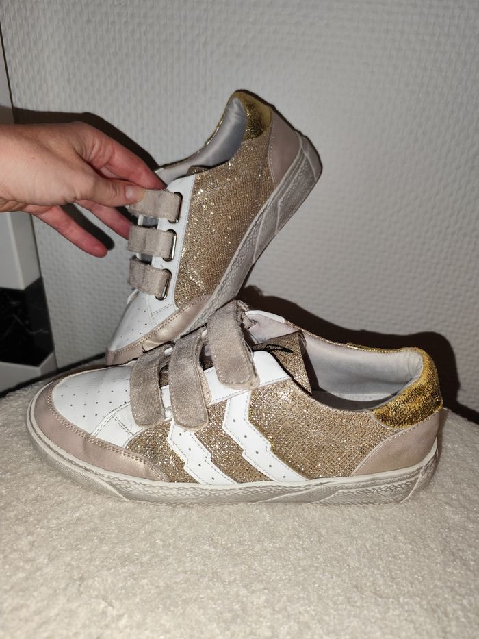Baskets doré