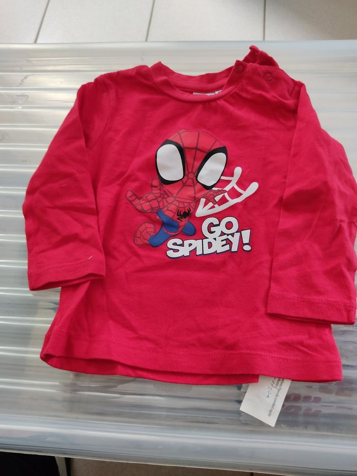 T-shirt manche longue 6 mois