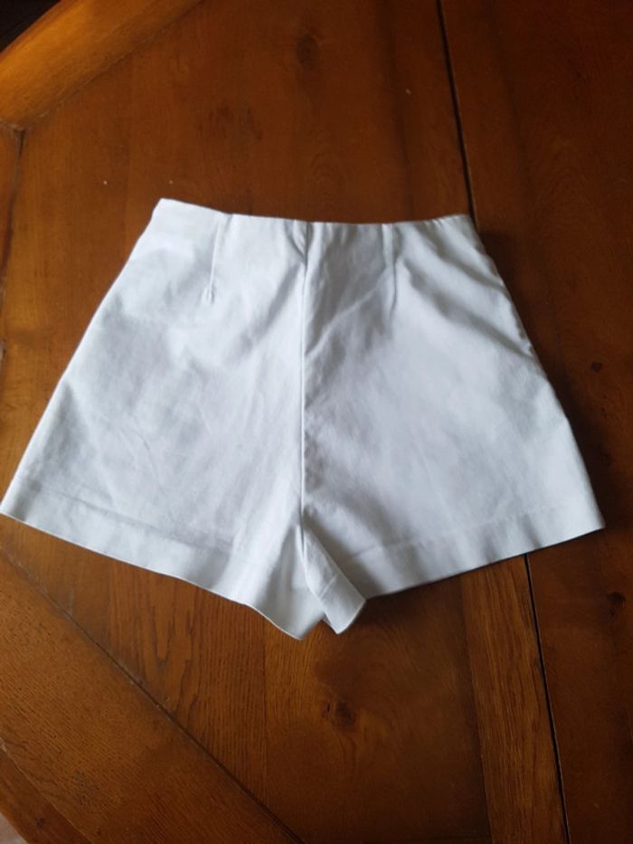 Short blanc Pull & Bear - photo numéro 3
