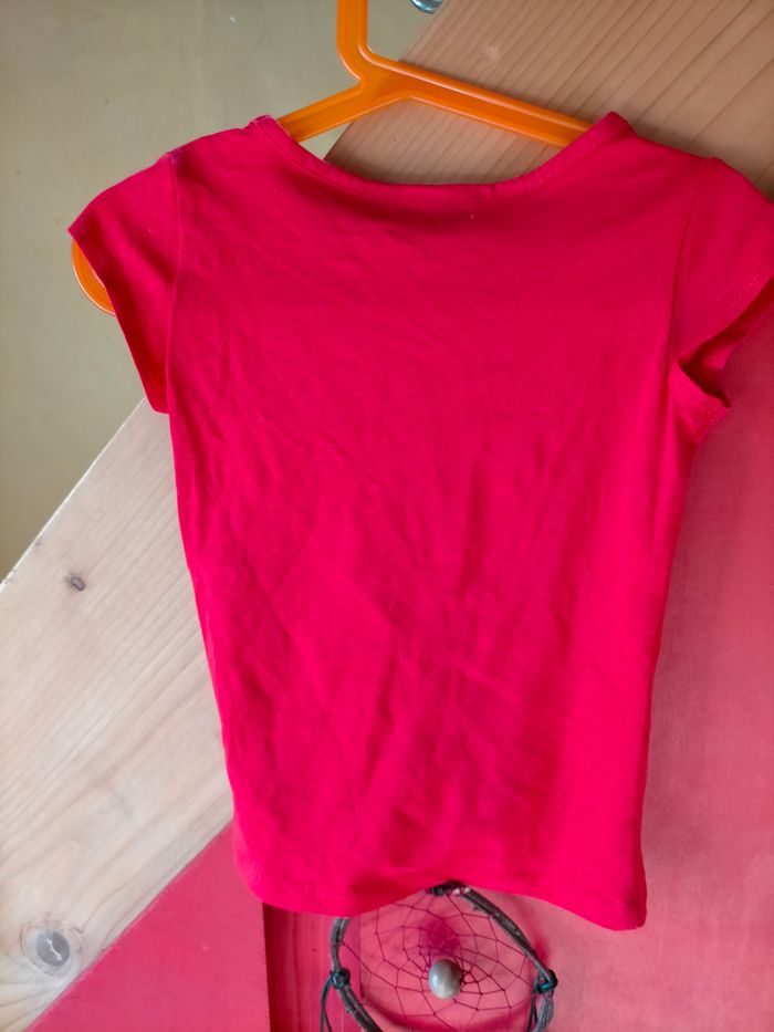 Ravissant tee-hirt Jean Bourget neuf 5 ans - photo numéro 4