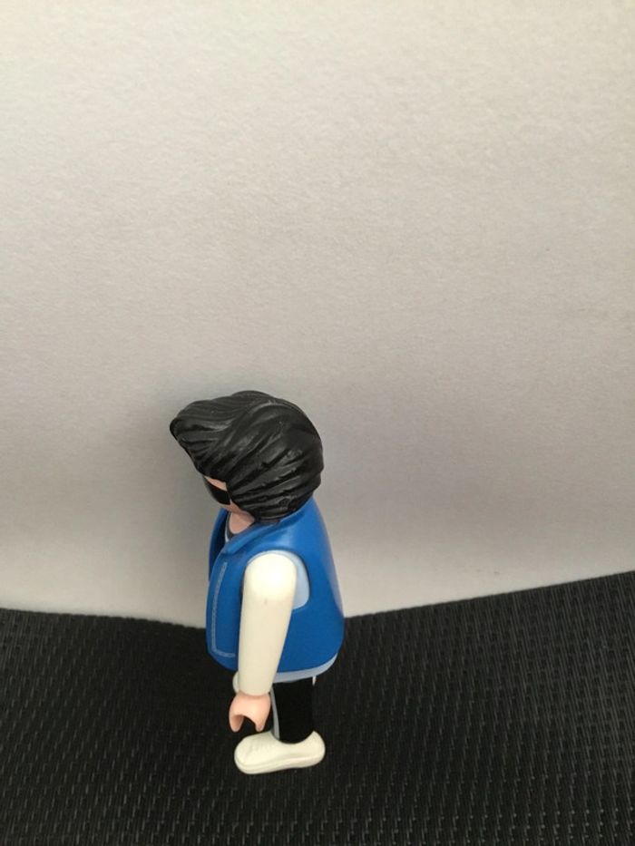 Playmobil figurine rockeur banane et lunettes noires tee-shirt Z - photo numéro 5