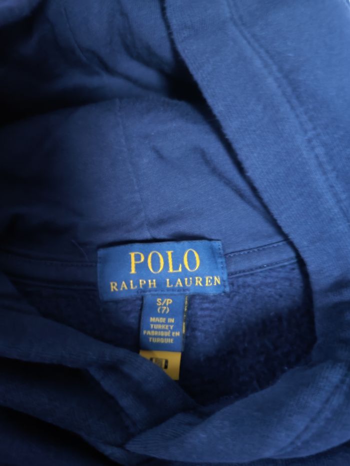 Sweat en 7  ans - photo numéro 3