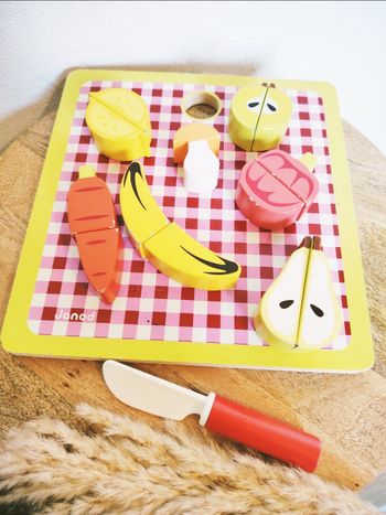🍐Puzzle Dinette 2 en 1 fruits légumes aimantés avec plateau réversible en bois marque Janod