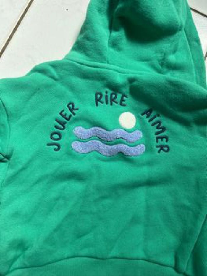 Veste verte à capuche - photo numéro 4