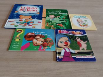 Lot de 5 livres "pour enfants divers"(8)