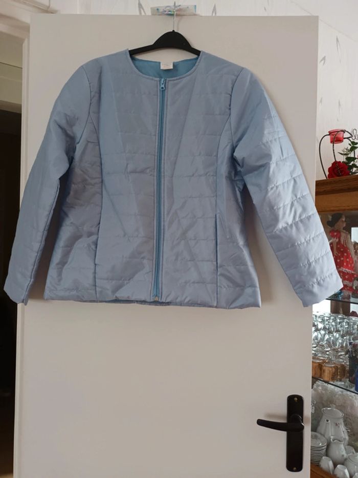 Doudoune légère taille S-38/40 - photo numéro 3