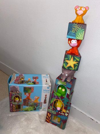 Jeux éveil cube avec animaux , maxi topant jungle