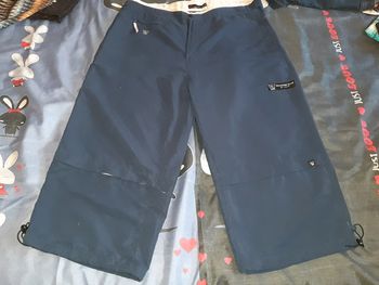 Pantacourt bleu marine