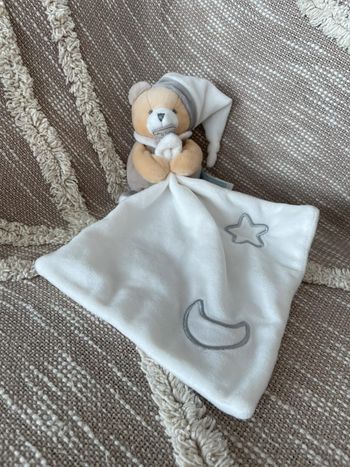 Peluche doudou mouchoir 16cm Babynat ours marron blanc gris beige très bon état