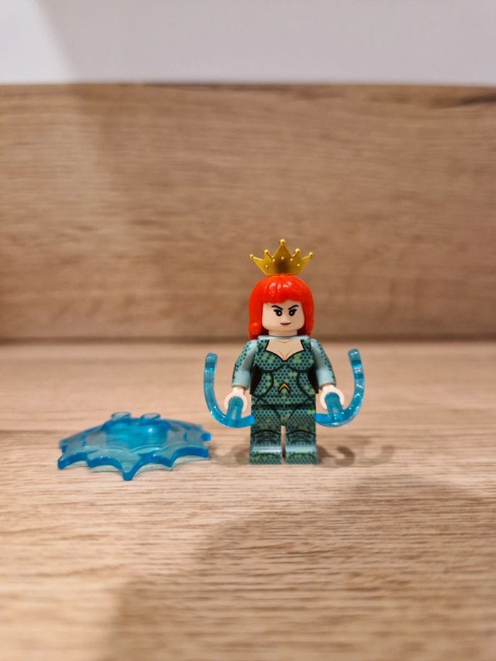Figurine type lego Aquaman DC Comics