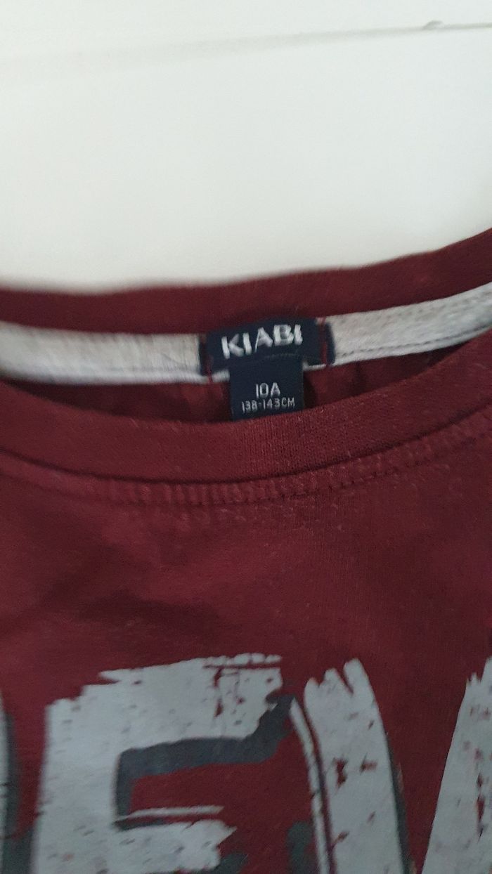 T shirt bordeaux manches longues en 10 ans - photo numéro 3