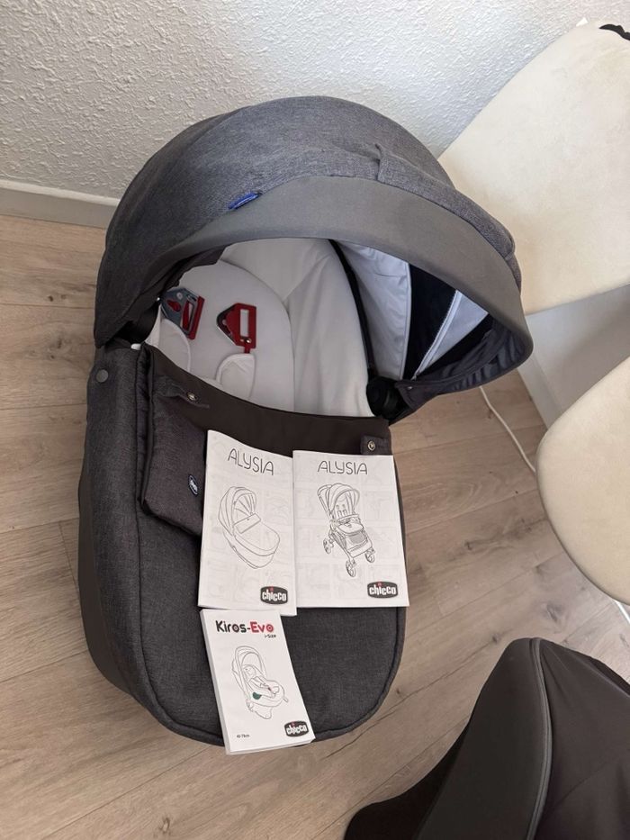 Poussette 3 en 1 - photo numéro 4