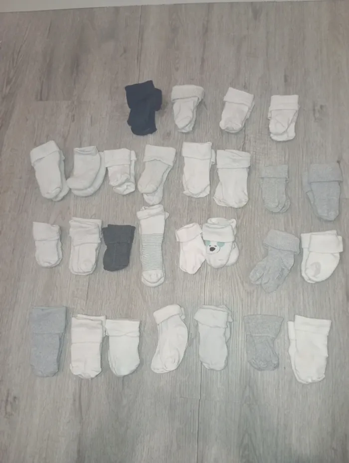 Lot chaussettes bebe