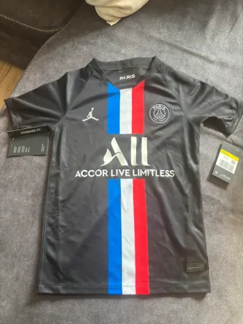 Maillot Jordan PSG 2019/20 Stadium Fourth authentique Enfant Taille S – Neuf avec étiquette