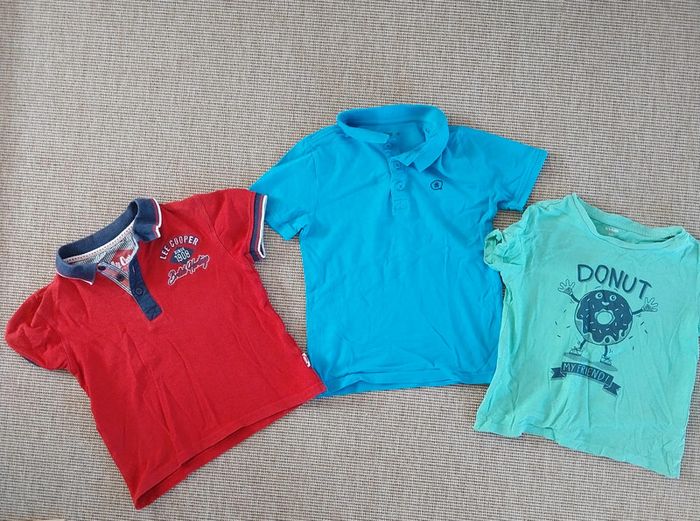 Lot tee shirts