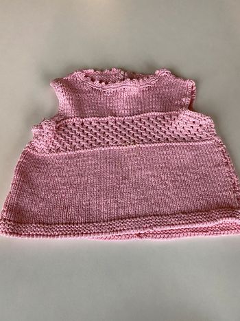 Caraco pull laine sans manche bébé fille taille 12 mois