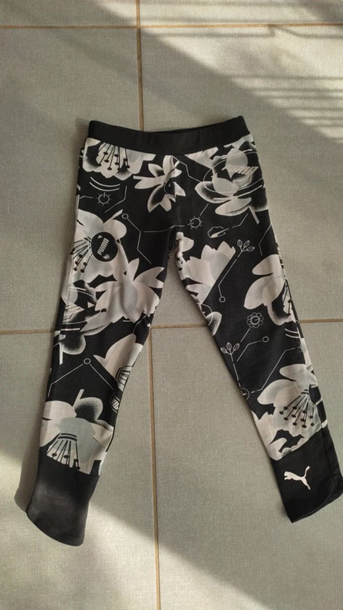 Legging à fleurs Puma T.5-6 A