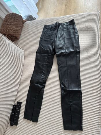 Pantalon cuir Zara