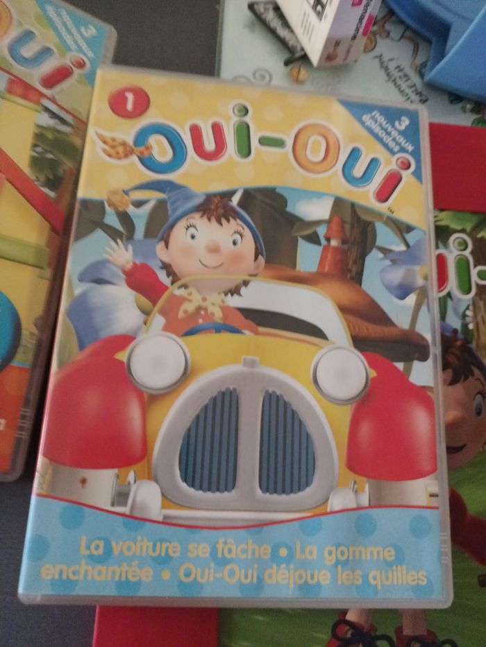 DVD  OUI- OUI - photo numéro 2