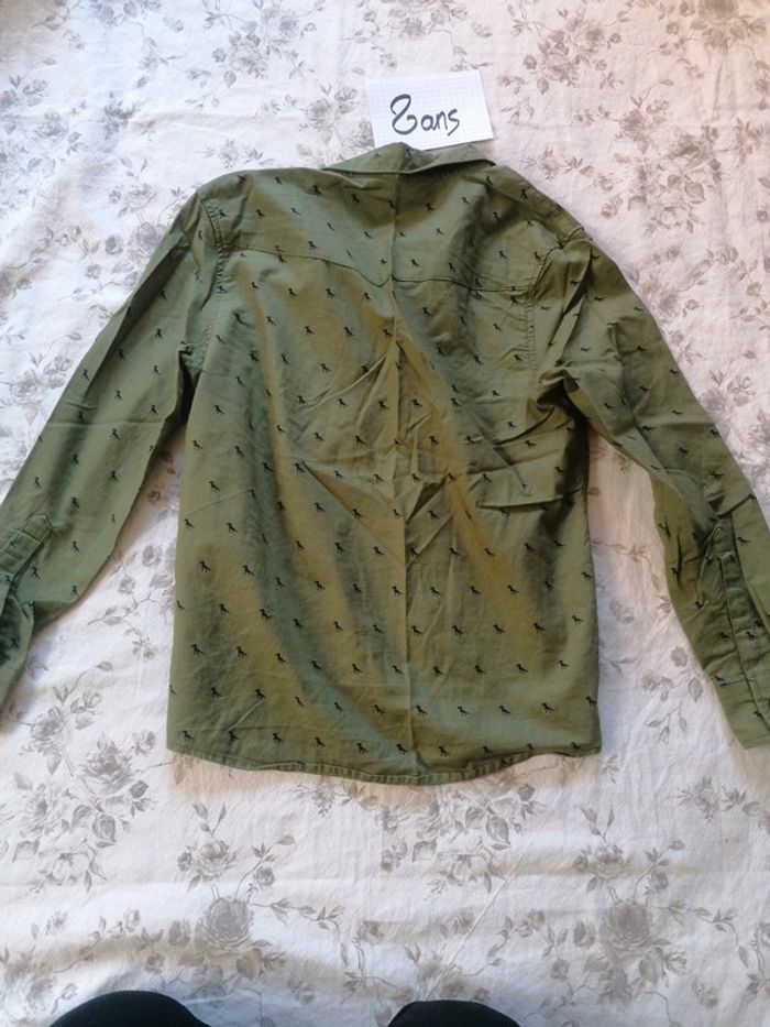 Chemise kaki dinosaure 8 ans h&m - photo numéro 4